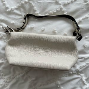 Early 2000s Coach purse
